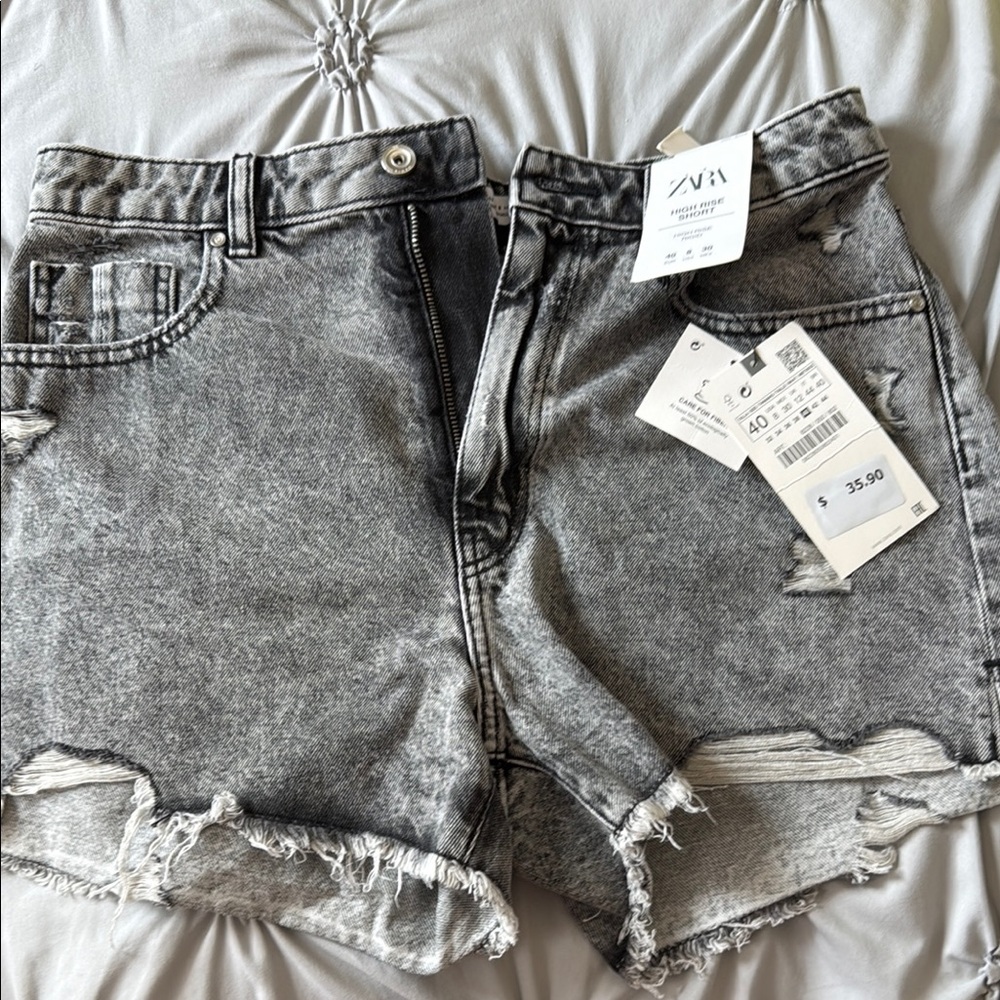 Zara Gray Jean Shorts Distressed Style